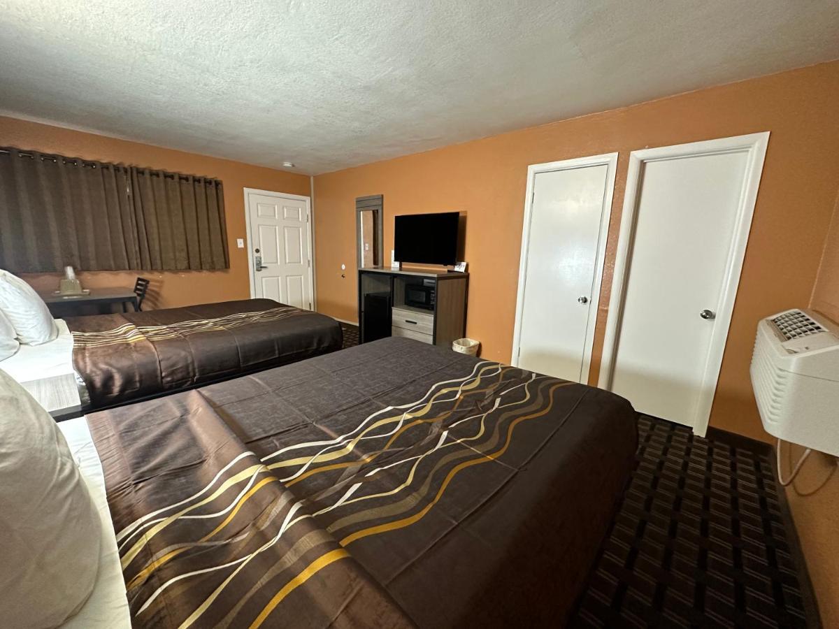 New Corral Motel Вікторвілл Екстер'єр фото