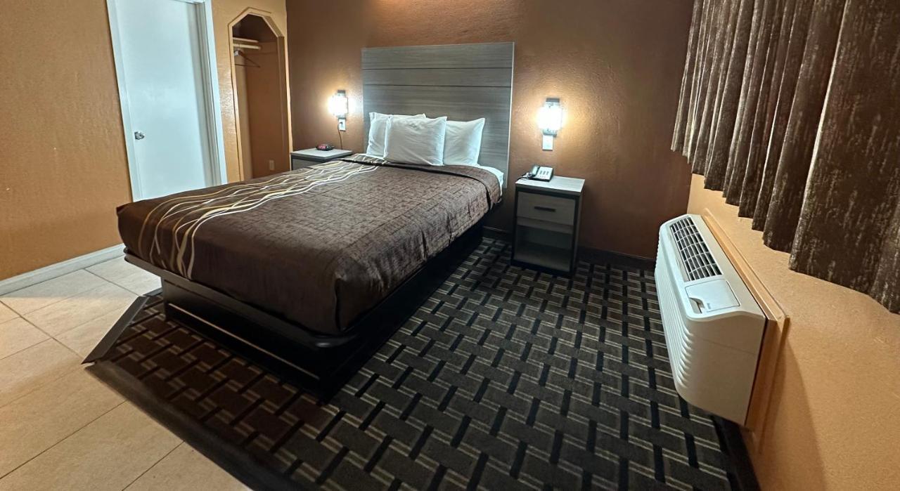 New Corral Motel Вікторвілл Екстер'єр фото